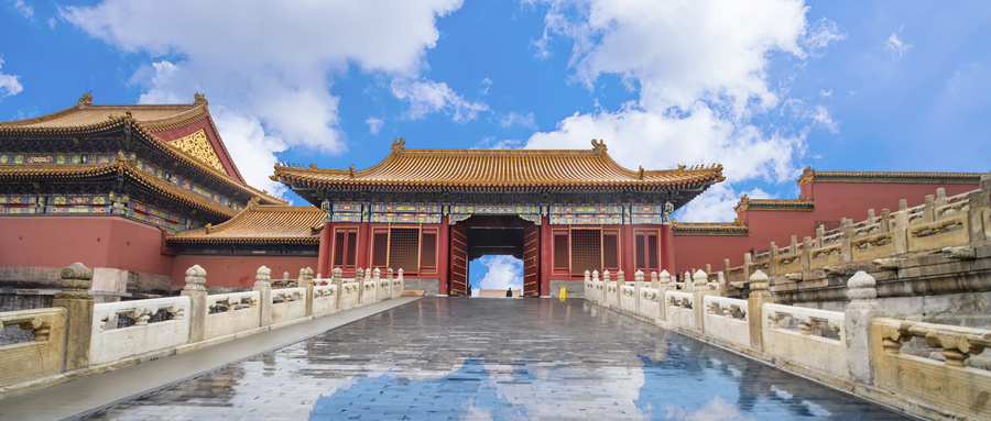 中国十大必去旅游胜地，中国十大必去旅游景点
