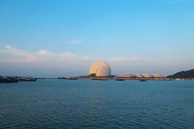 冬天到哪里避寒比较暖和，冬季八大避寒圣地