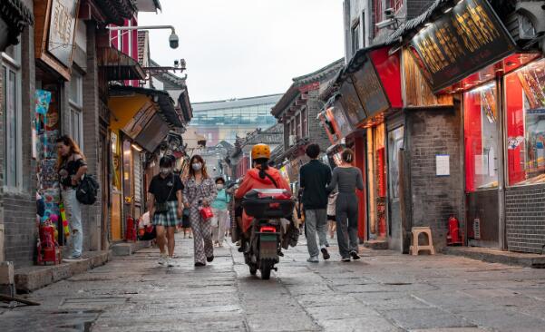 济南旅游攻略必去景点，济南旅游必打卡十大景点